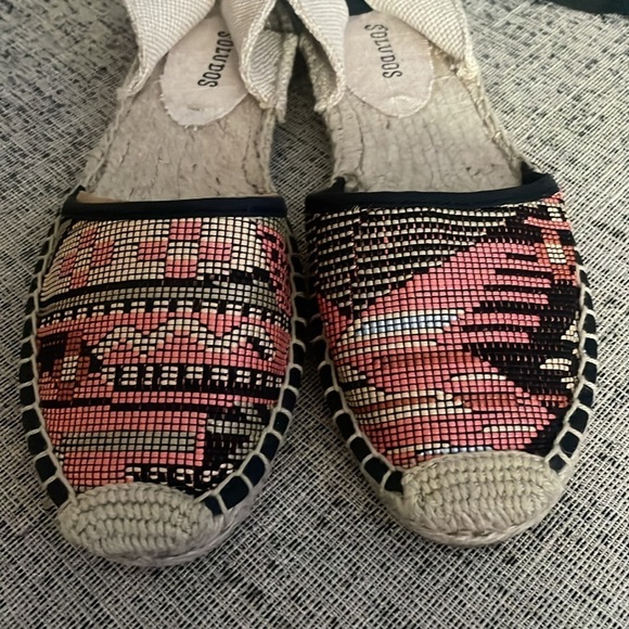 Saludos "Tapestry" Espadrilles Tie Up Sandals Size 8 - Picture 4 of 12